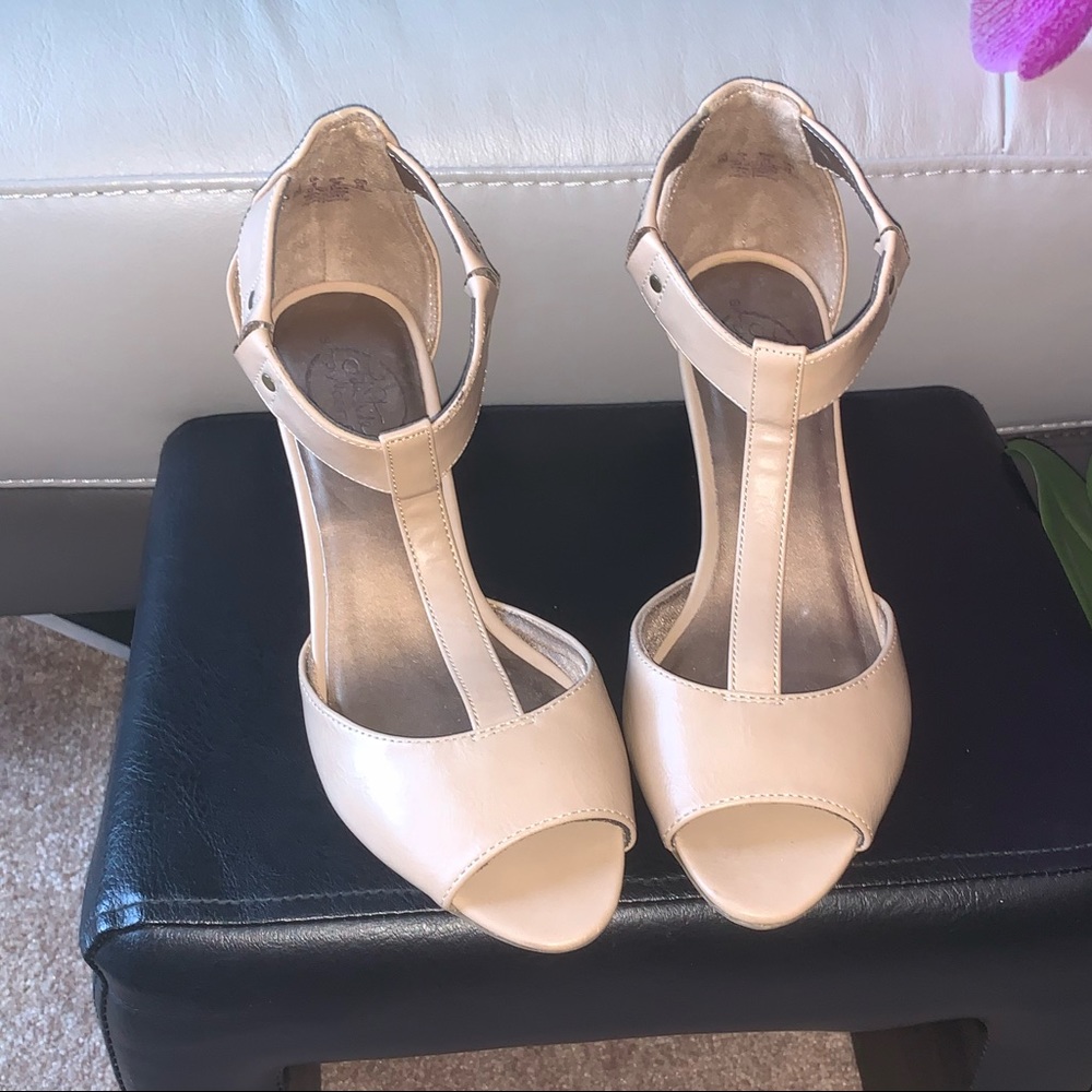 Beautiful shoes 8